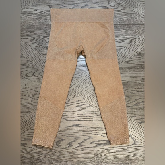 JoyLab Women’s Large Tan Beige Legging Hi-Rise 7/8 Length - Picture 2 of 6